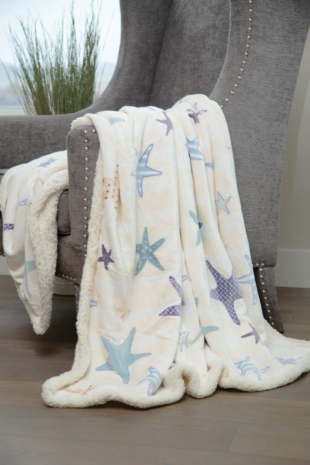 Carstens Starfish Plush Sherpa Throw